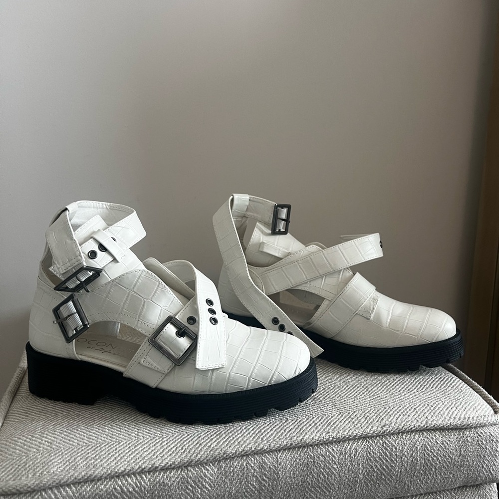 Matisse White Croc-Embossed Combat Boots